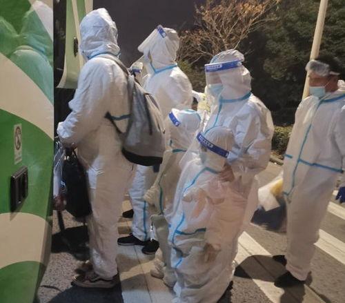 张贺玉防护服吃瓜视频,揭秘背后真相与网络热议